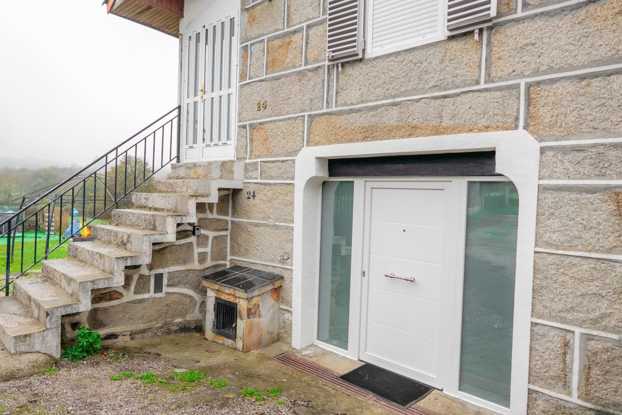 Casa Luna Rural Con Piscina Y Jardin Ourense Exterior photo