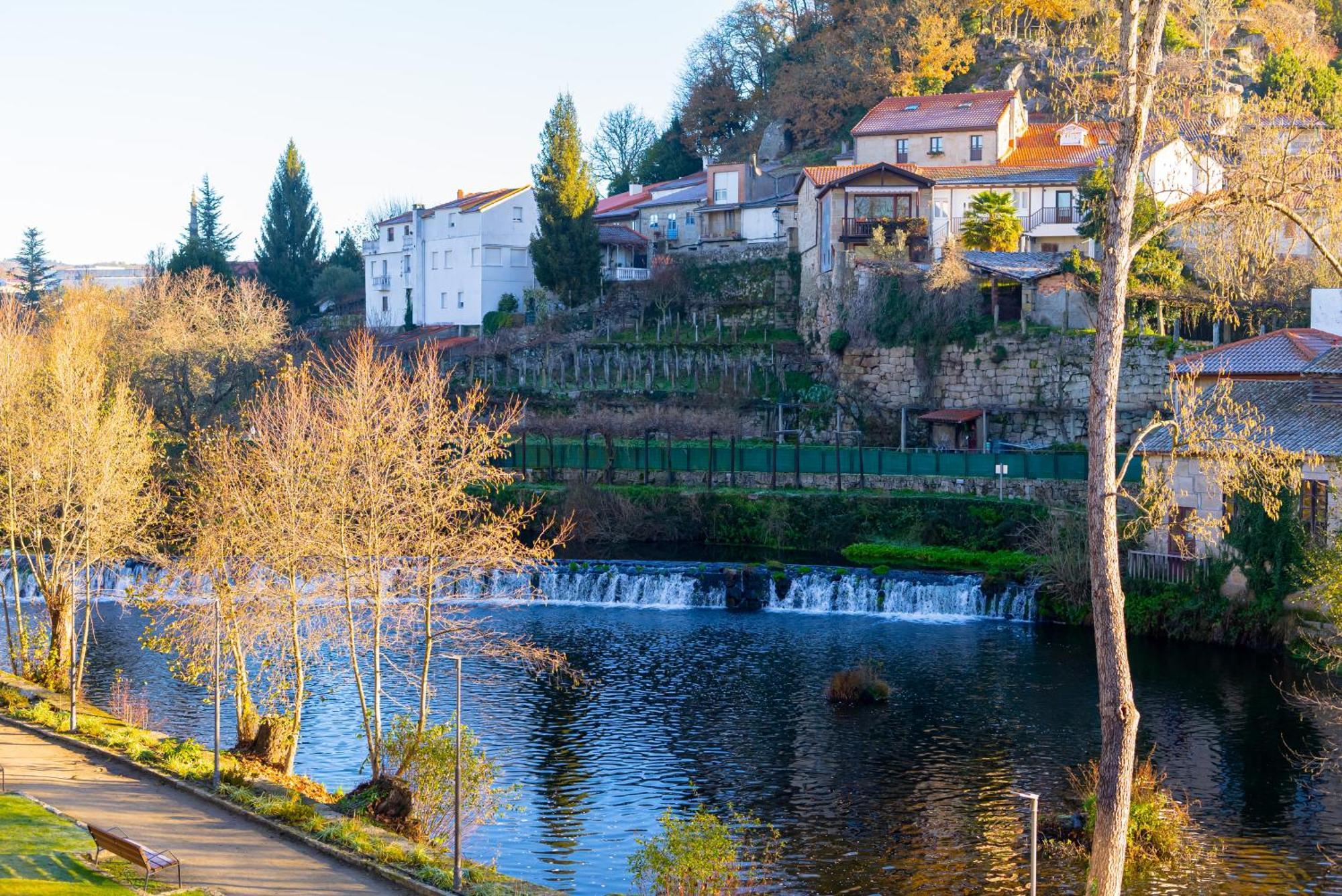 Casa Luna Rural Con Piscina Y Jardin Ourense Exterior photo